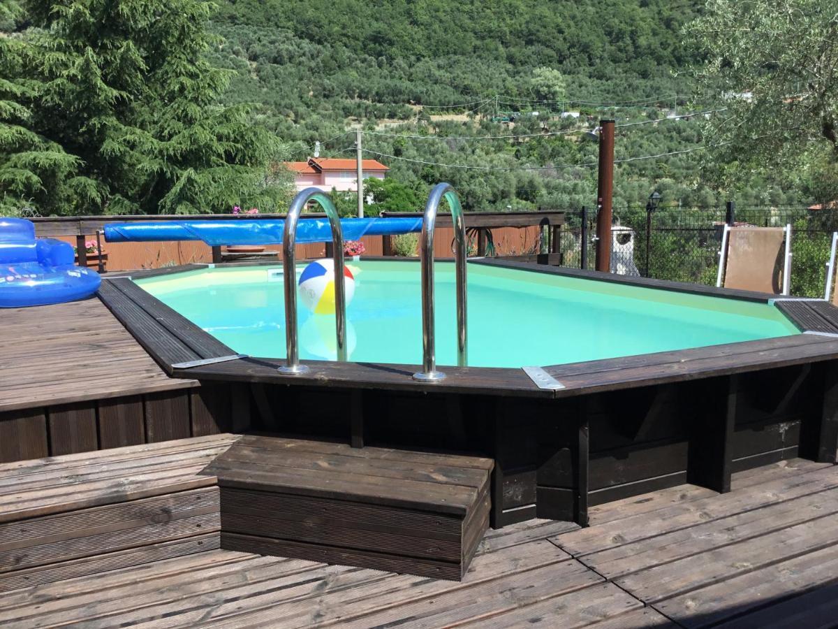 Casa Ginni Con Piscina E Giardino Caravonica Luaran gambar