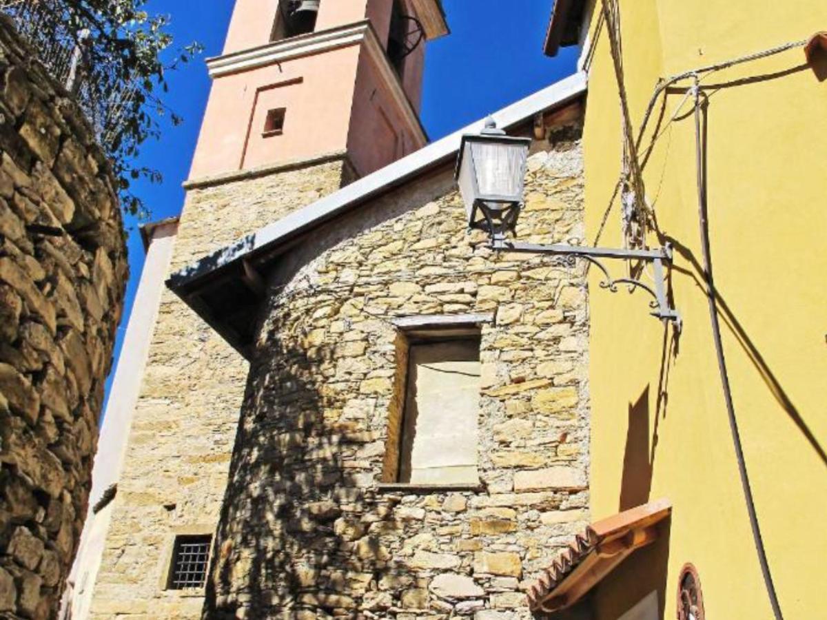 Casa Ginni Con Piscina E Giardino Caravonica Luaran gambar